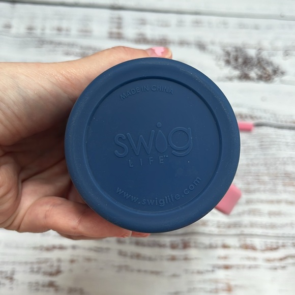 Swig Sunset Collection 30oz Tumbler with Straw - Picture 3 of 4